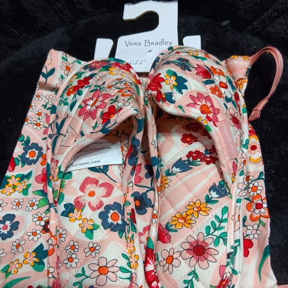 NWT Vera Bradley travel slippers with dust bag size 5-6 - Picture 3 of 4
